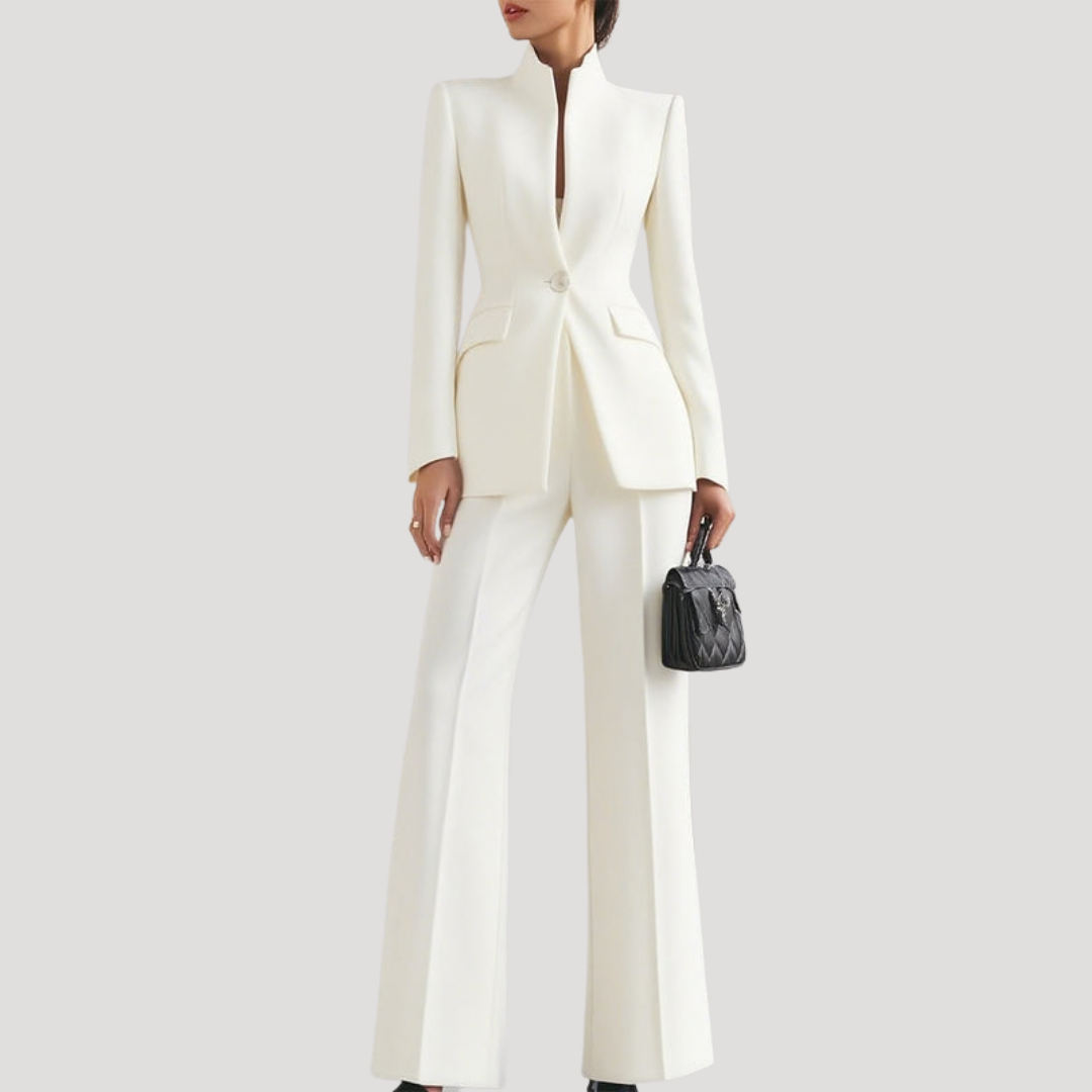 Valentina | Elegant Keyhole Neckline Wide-Leg Pant Suit