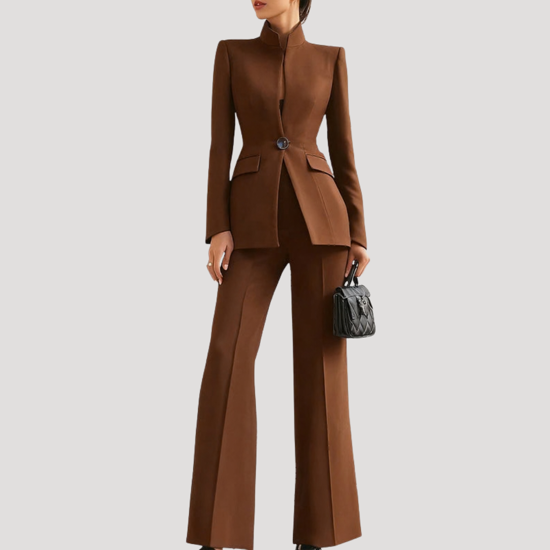 Valentina | Elegant Keyhole Neckline Wide-Leg Pant Suit