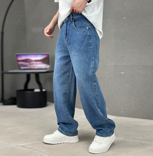 Jasper | Men's Relaxed Denim Straight Leg Jeans