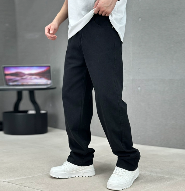 Jasper | Men's Relaxed Denim Straight Leg Jeans